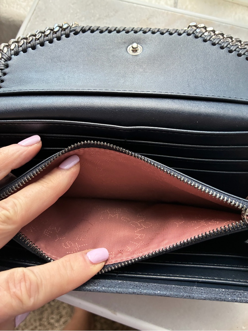 Stella McCartney blue Faux Suede Chain-Trim Clutch - Picture 4 of 5
